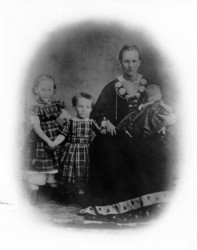 Karen’s great grandmother Gertrud Ericksdatter with her children, 1860