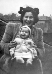 Karen and Katrina on the roof of the Monmouth Road flat, 1948